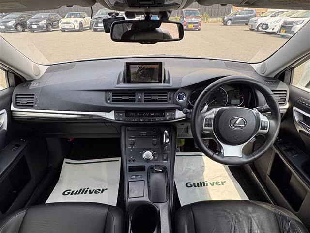 LEXUS CT200H