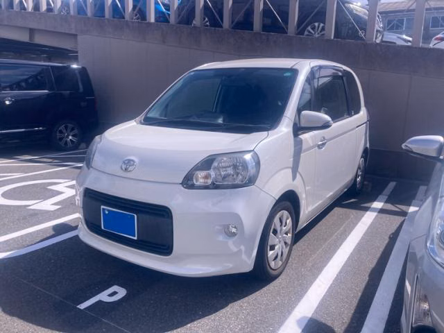 TOYOTA PORTE