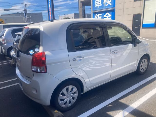 TOYOTA PORTE