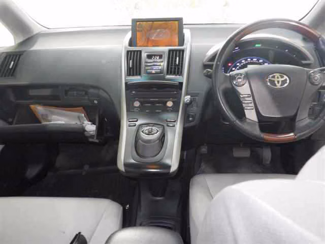 TOYOTA SAI