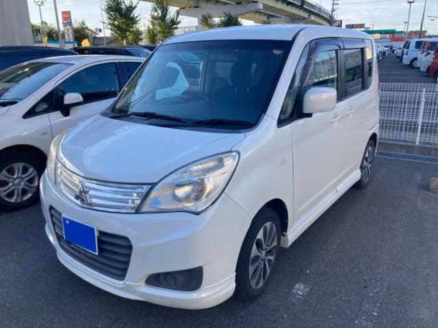 MITSUBISHI DELICA D:2
