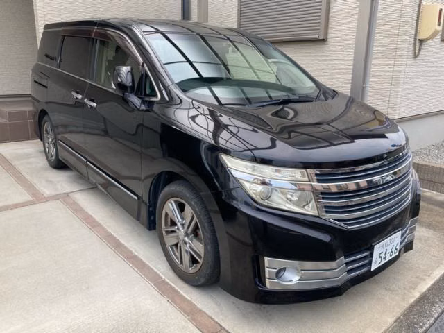 NISSAN ELGRAND