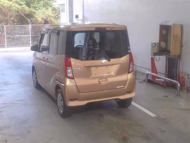 MITSUBISHI EK SPACE