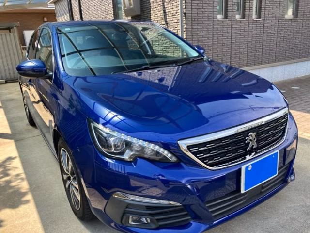PEUGEOT 308