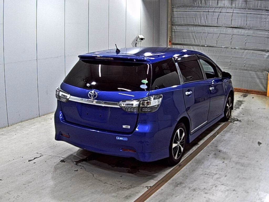 TOYOTA WISH