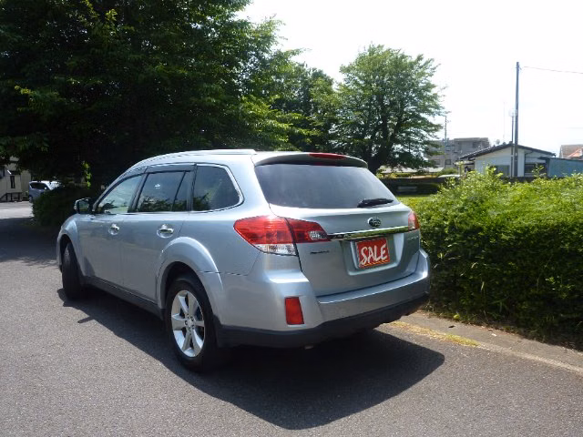 SUBARU OUTBACK