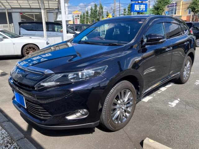 TOYOTA HARRIER