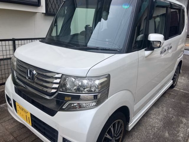 HONDA N-BOX