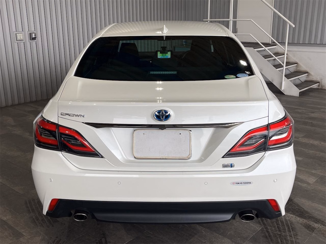 TOYOTA CROWN