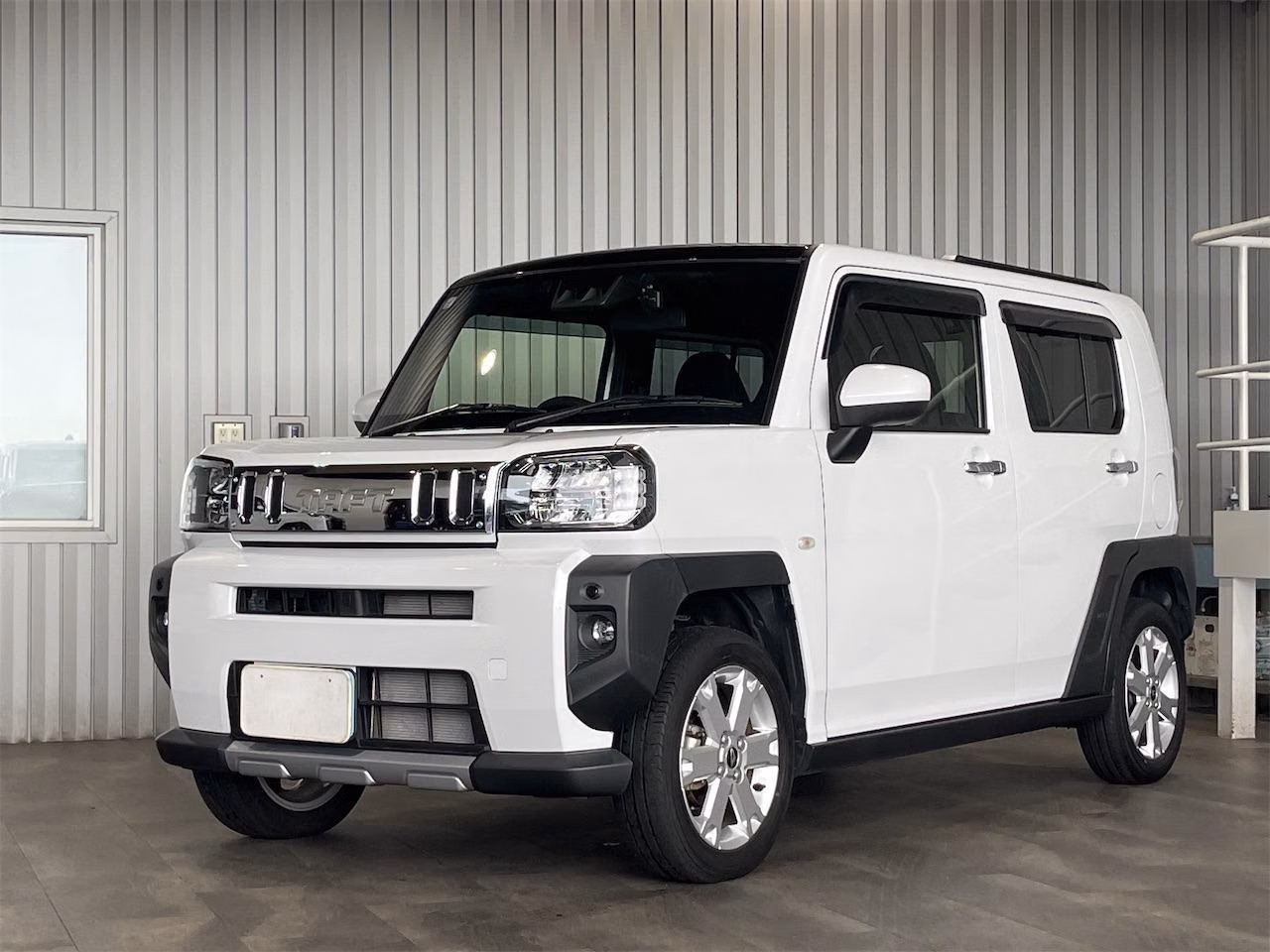 DAIHATSU TAFT