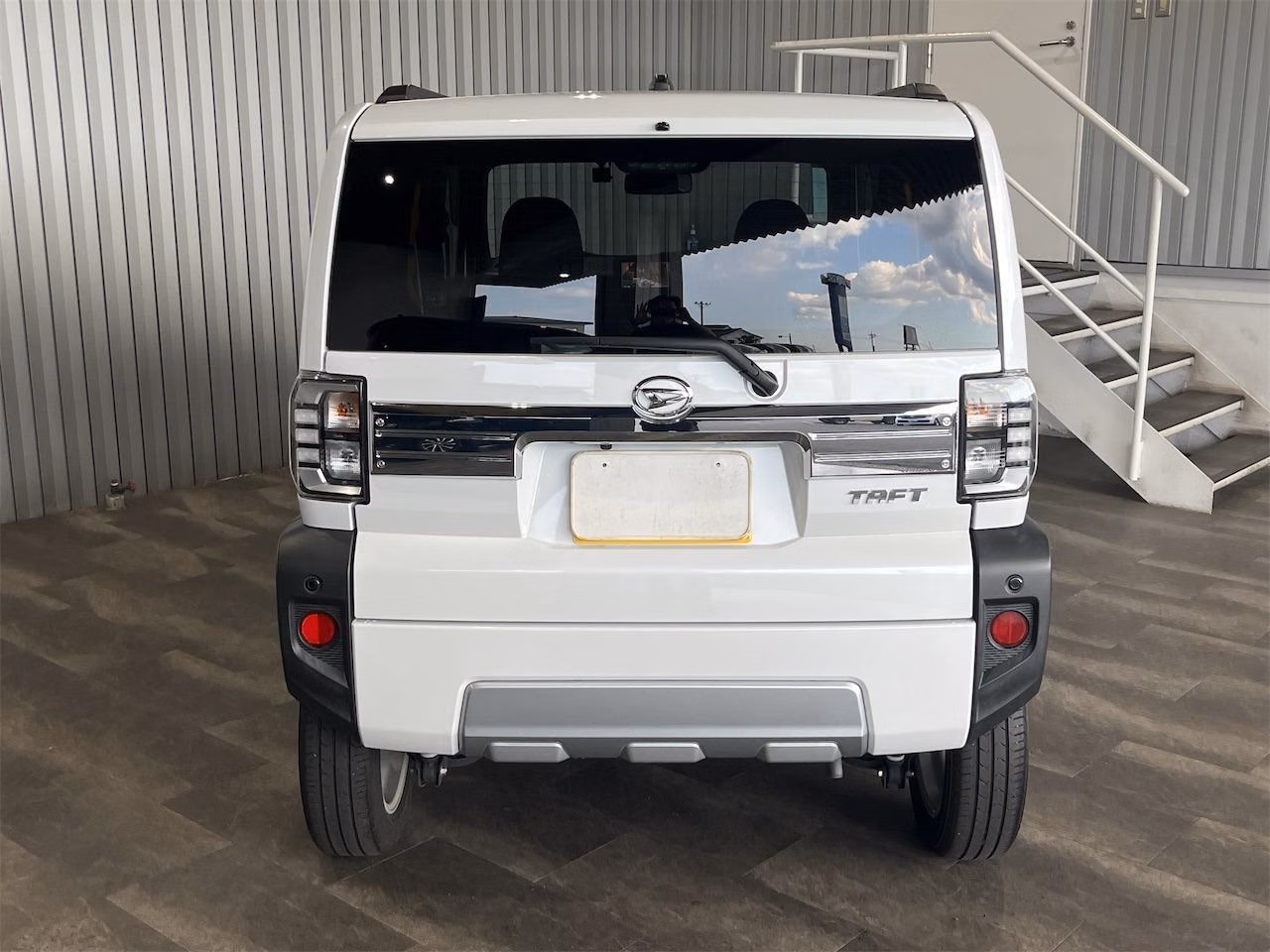 DAIHATSU TAFT