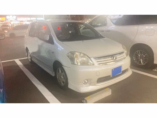 TOYOTA RAUM