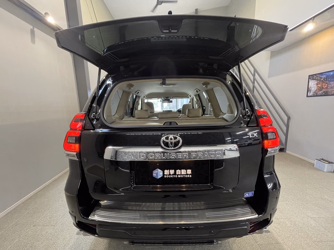TOYOTA LAND CRUISER PRADO