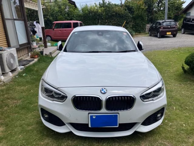 BMW 1-SERIES