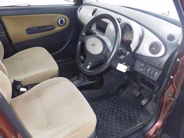 DAIHATSU MIRA GINO