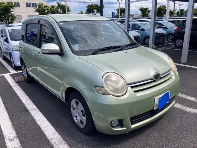 TOYOTA SIENTA