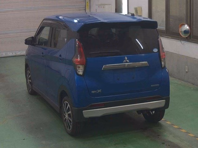 MITSUBISHI EK X
