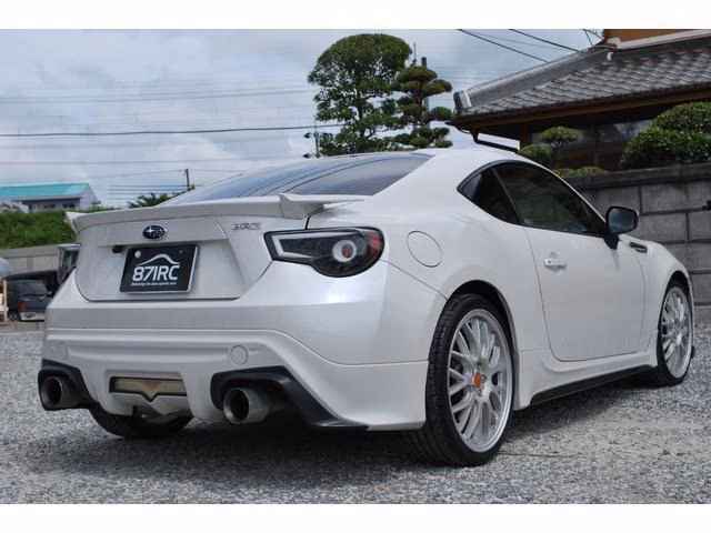 SUBARU BRZ