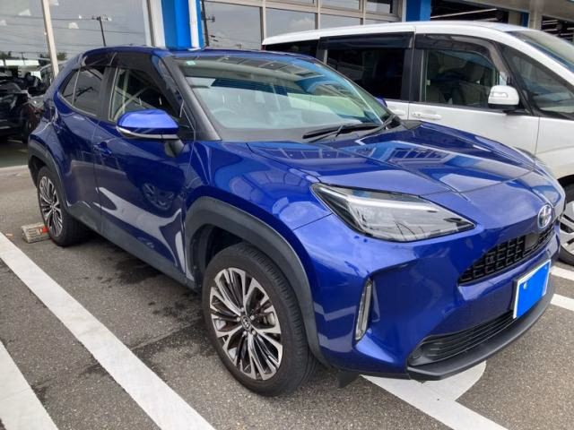 TOYOTA YARIS CROSS
