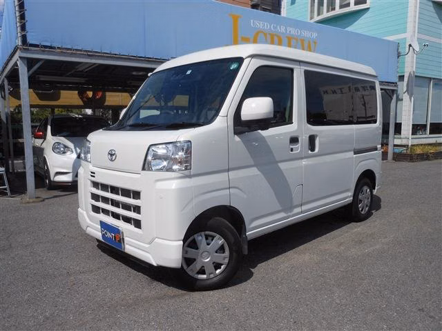 TOYOTA PIXIS VAN