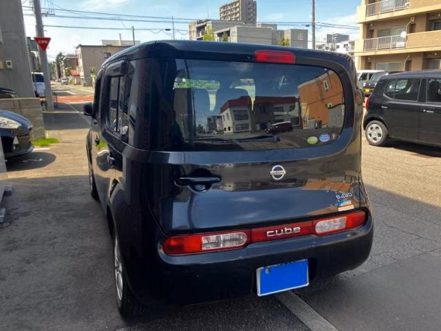NISSAN CUBE
