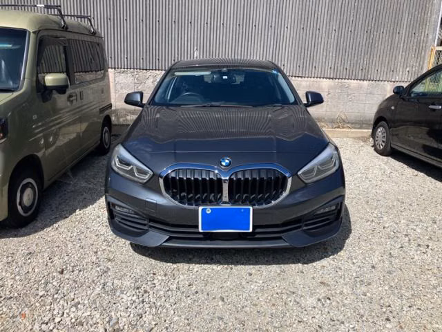 BMW 1-SERIES