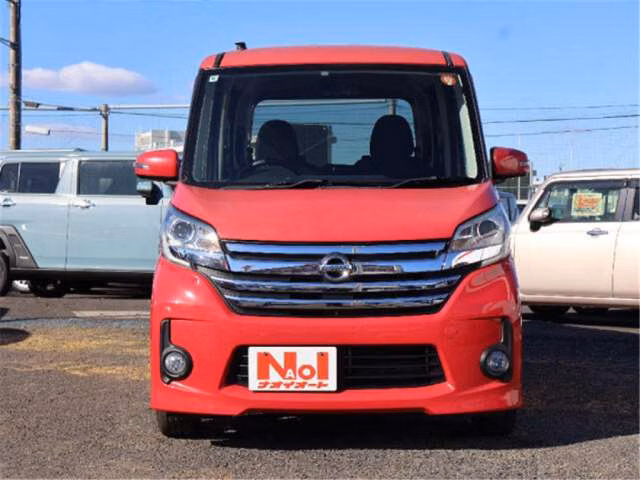 NISSAN DAYZ ROOX