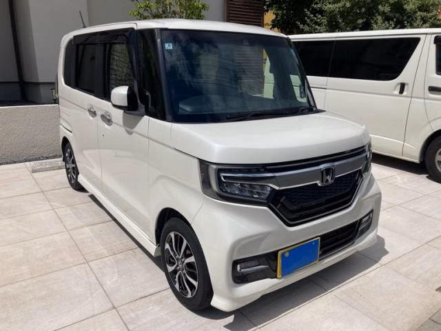 HONDA N-BOX