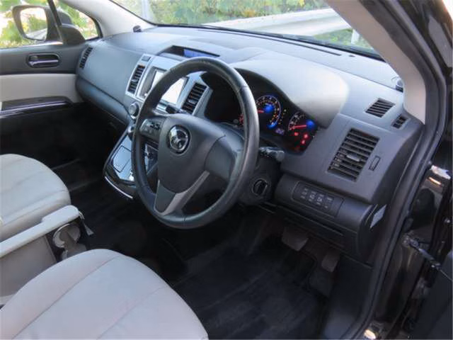 MAZDA MPV