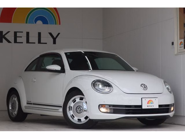 VOLKSWAGEN BEETLE