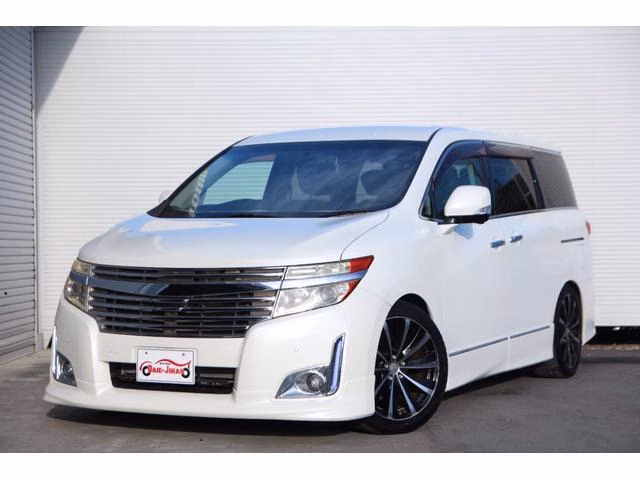 NISSAN ELGRAND