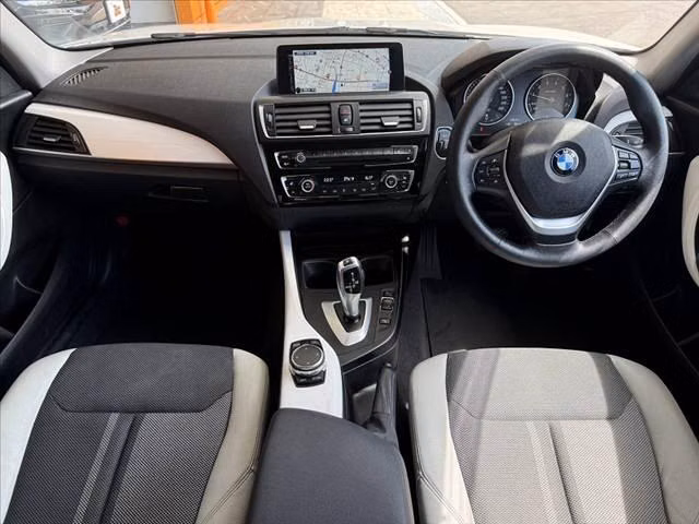 BMW 1-SERIES