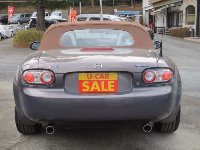 MAZDA ROADSTER
