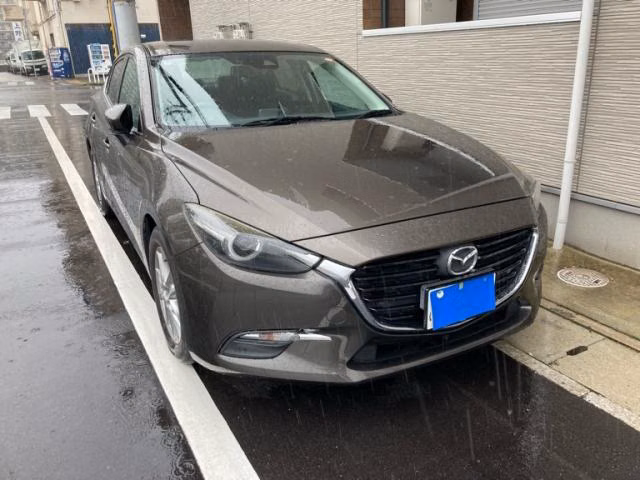 MAZDA AXELA