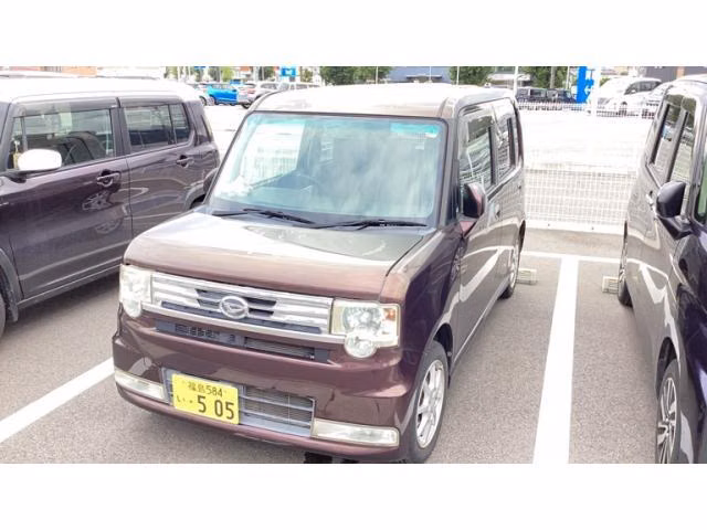 DAIHATSU MOVE CONTE