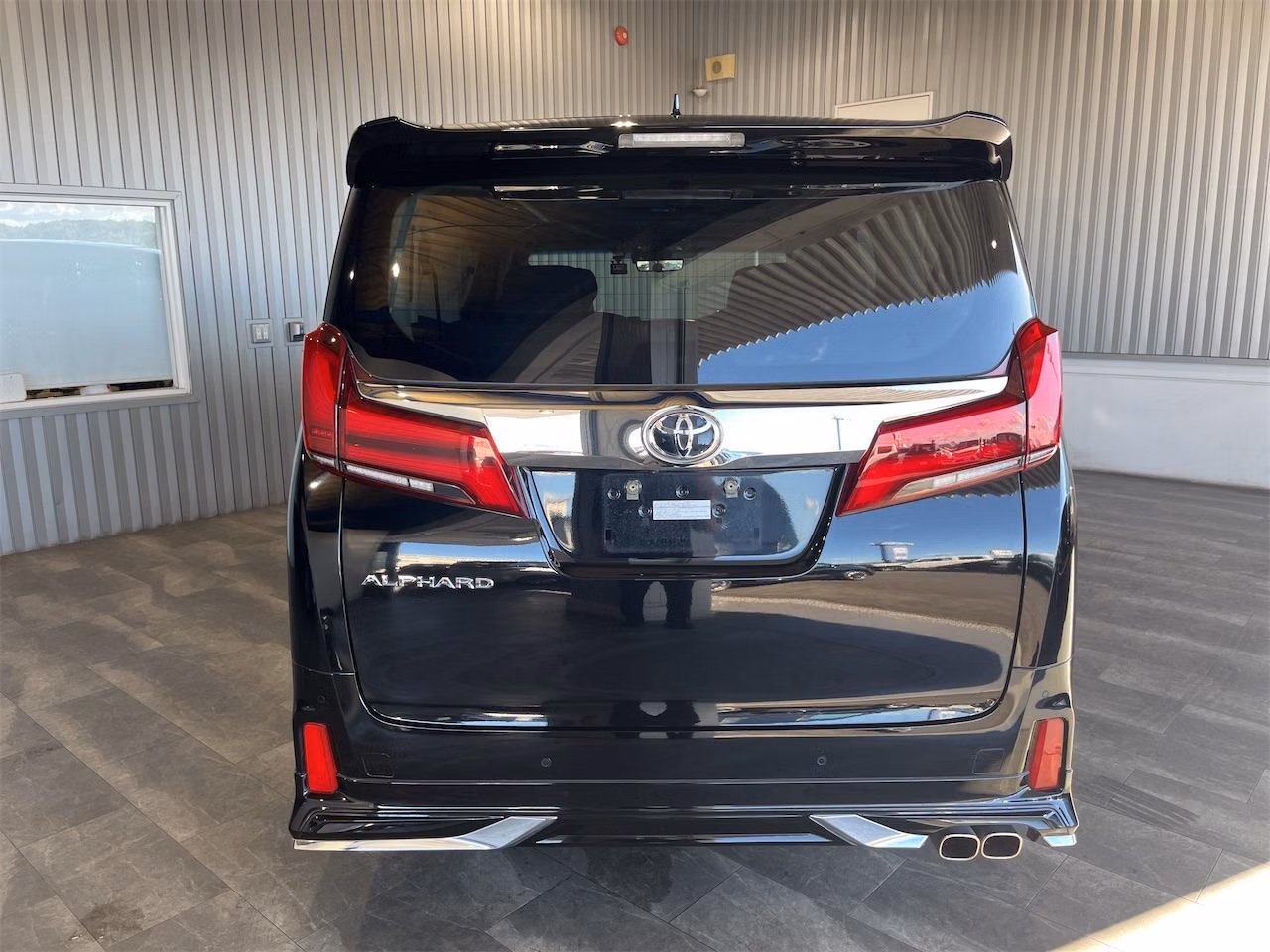 TOYOTA ALPHARD