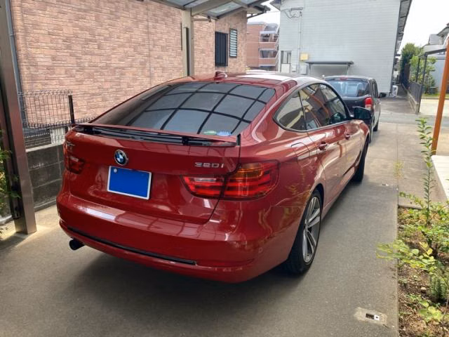 BMW 3-SERIES
