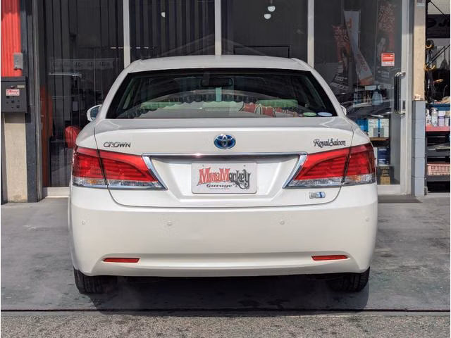 TOYOTA CROWN