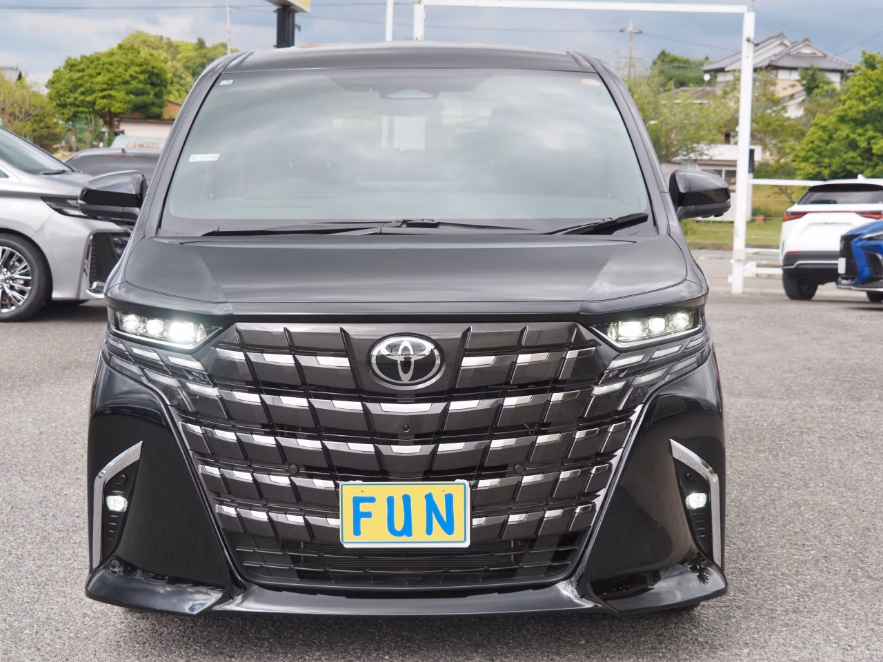 TOYOTA ALPHARD