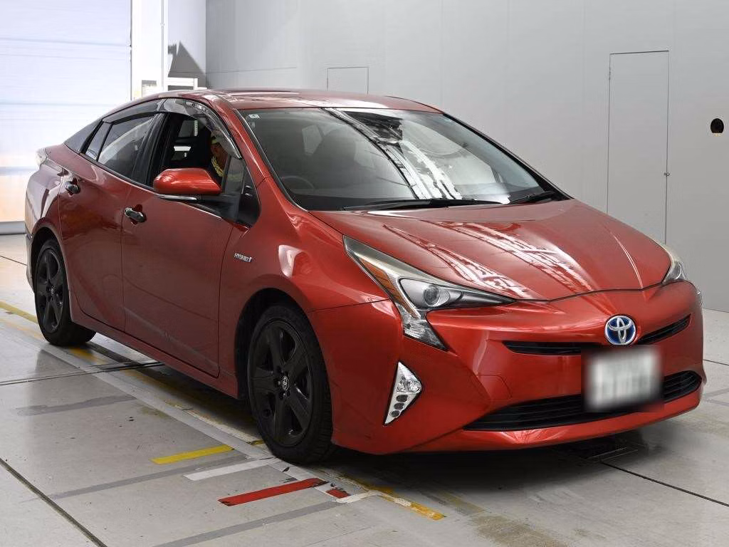 TOYOTA PRIUS