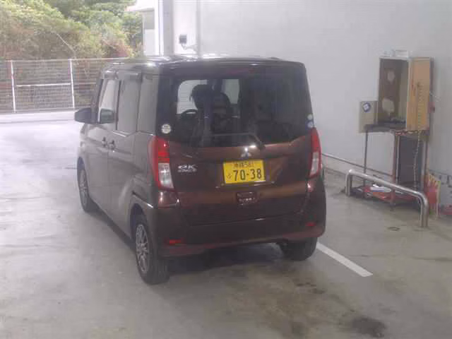 MITSUBISHI EK SPACE