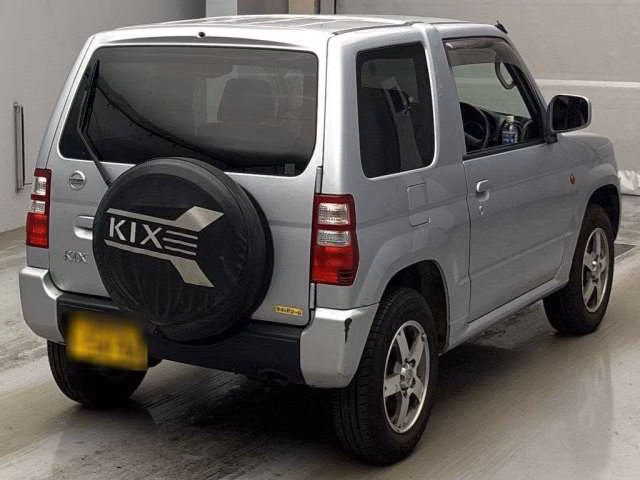 NISSAN KIX