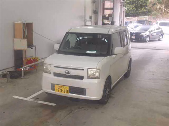 DAIHATSU MOVE CONTE