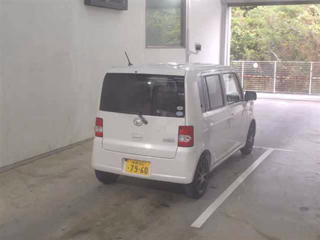 DAIHATSU MOVE CONTE