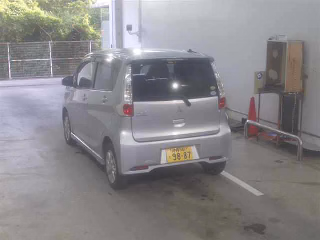 MITSUBISHI EK CUSTOM