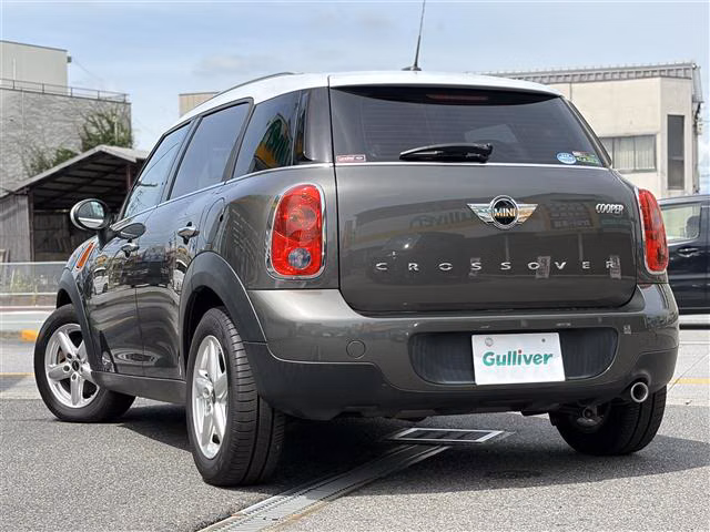 MINI CROSSOVER