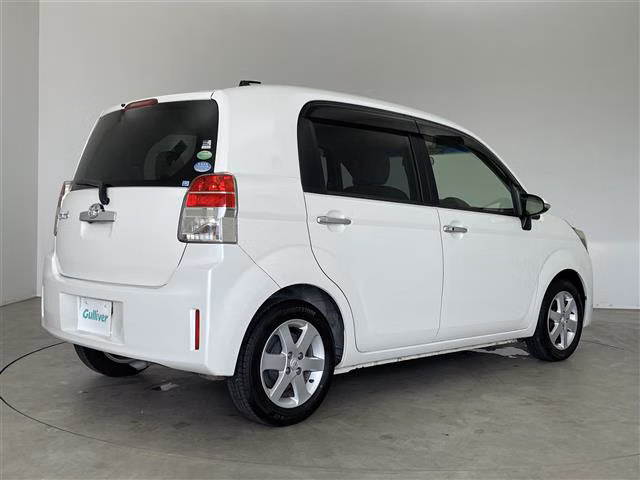 TOYOTA SPADE