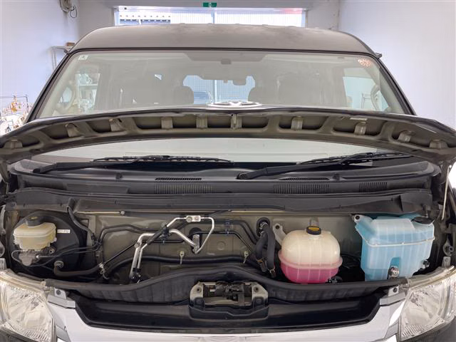 TOYOTA REGIUS ACE