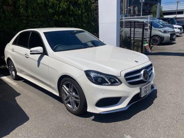 MERCEDES-BENZ E-CLASS