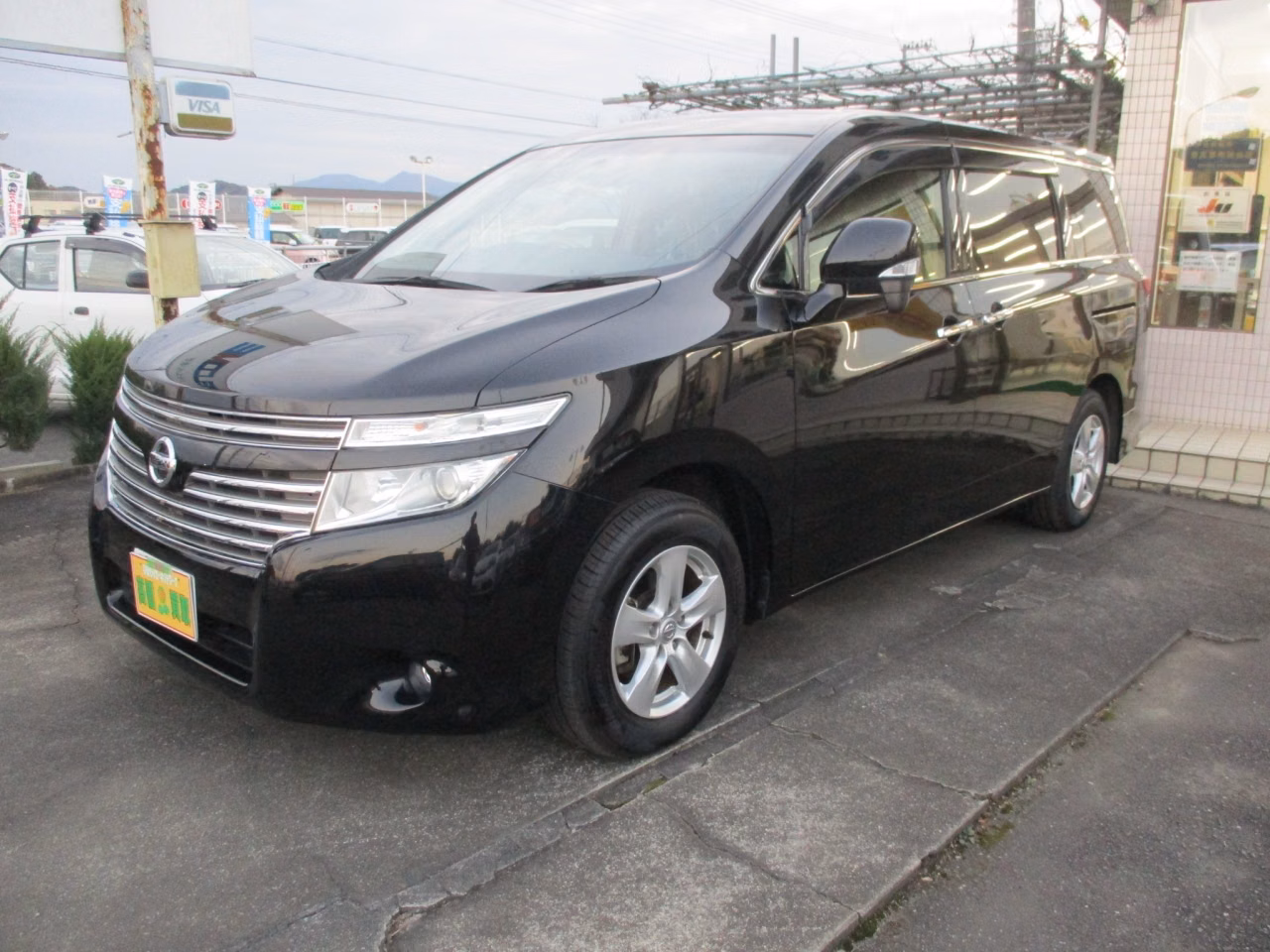 NISSAN ELGRAND